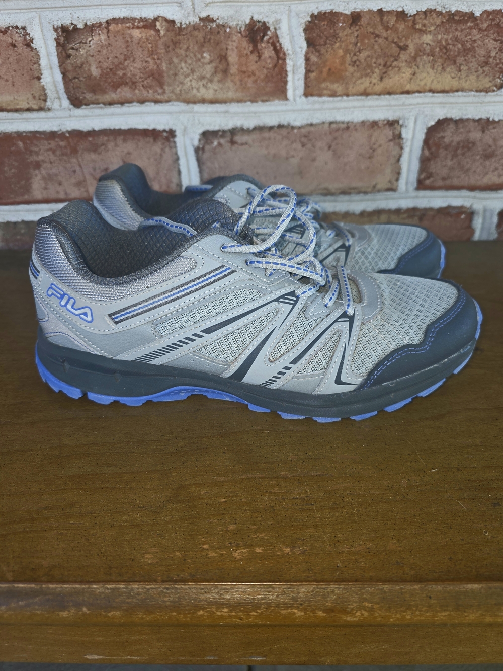 Fila Men's Gray and Blue Athletic Trail Sneakers
